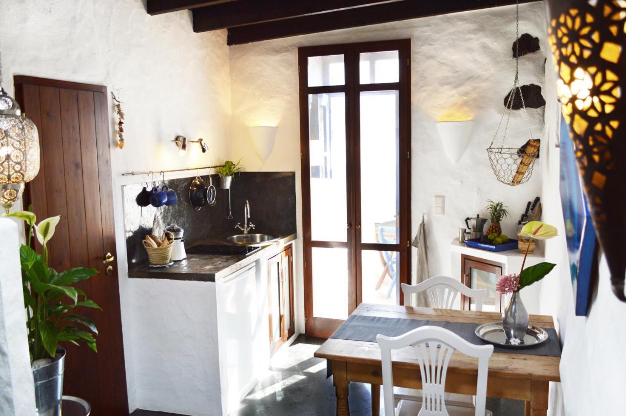 Stylish Getaway With Secluded Patio In Lava Finca Uga Eksteriør bilde