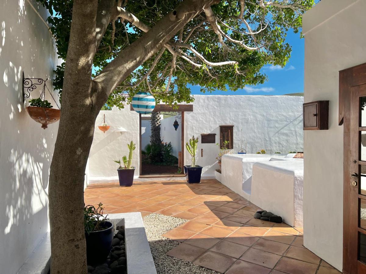 Stylish Getaway With Secluded Patio In Lava Finca Uga Eksteriør bilde