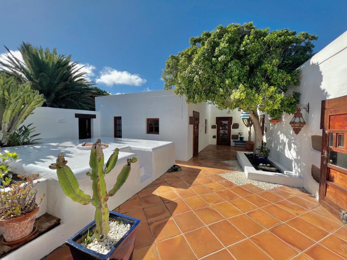 Stylish Getaway With Secluded Patio In Lava Finca Uga Eksteriør bilde